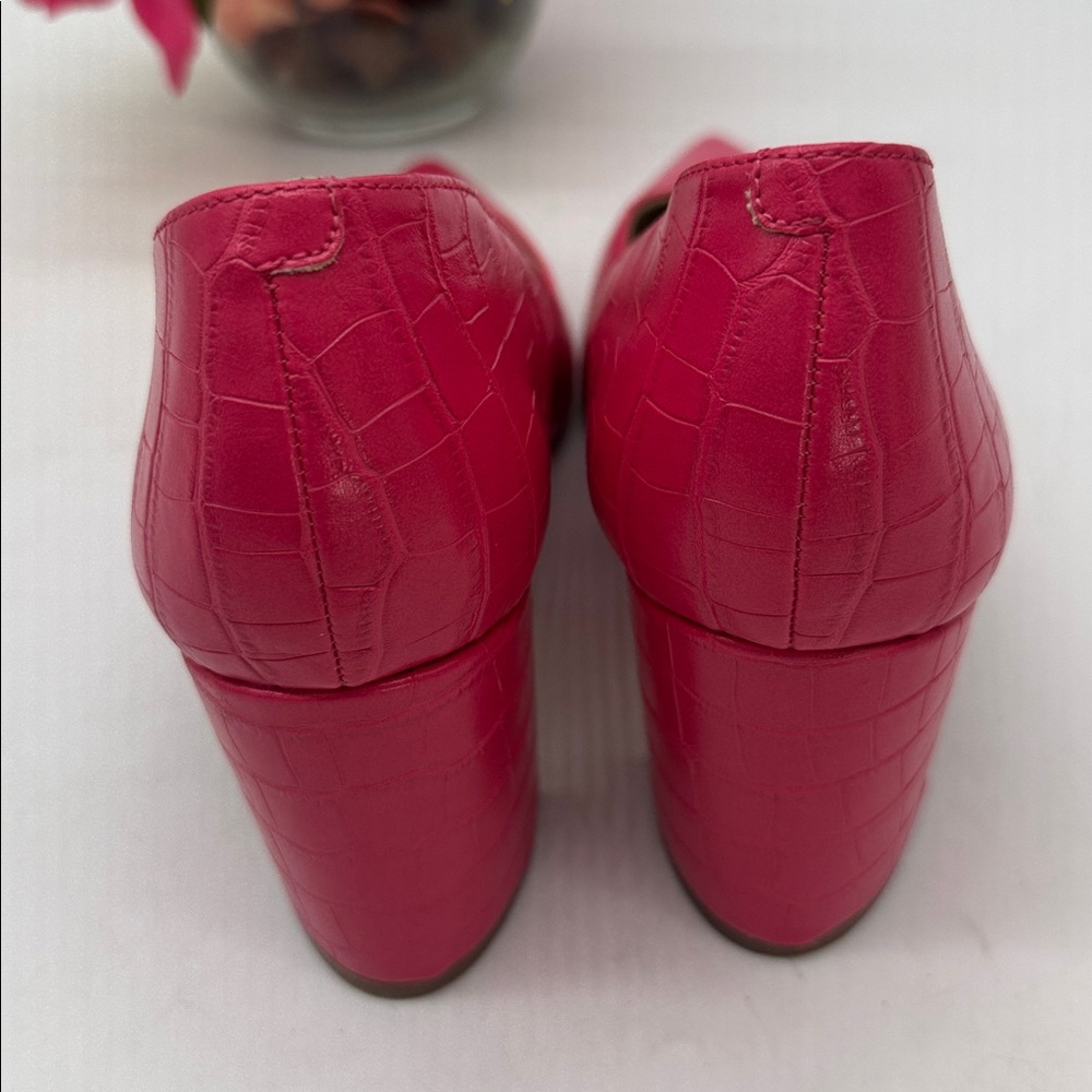 Marc Fisher Bright Pink Pointed Toe Block Heel Pumps Size 8.5 MCH9488A - Picture 3 of 8